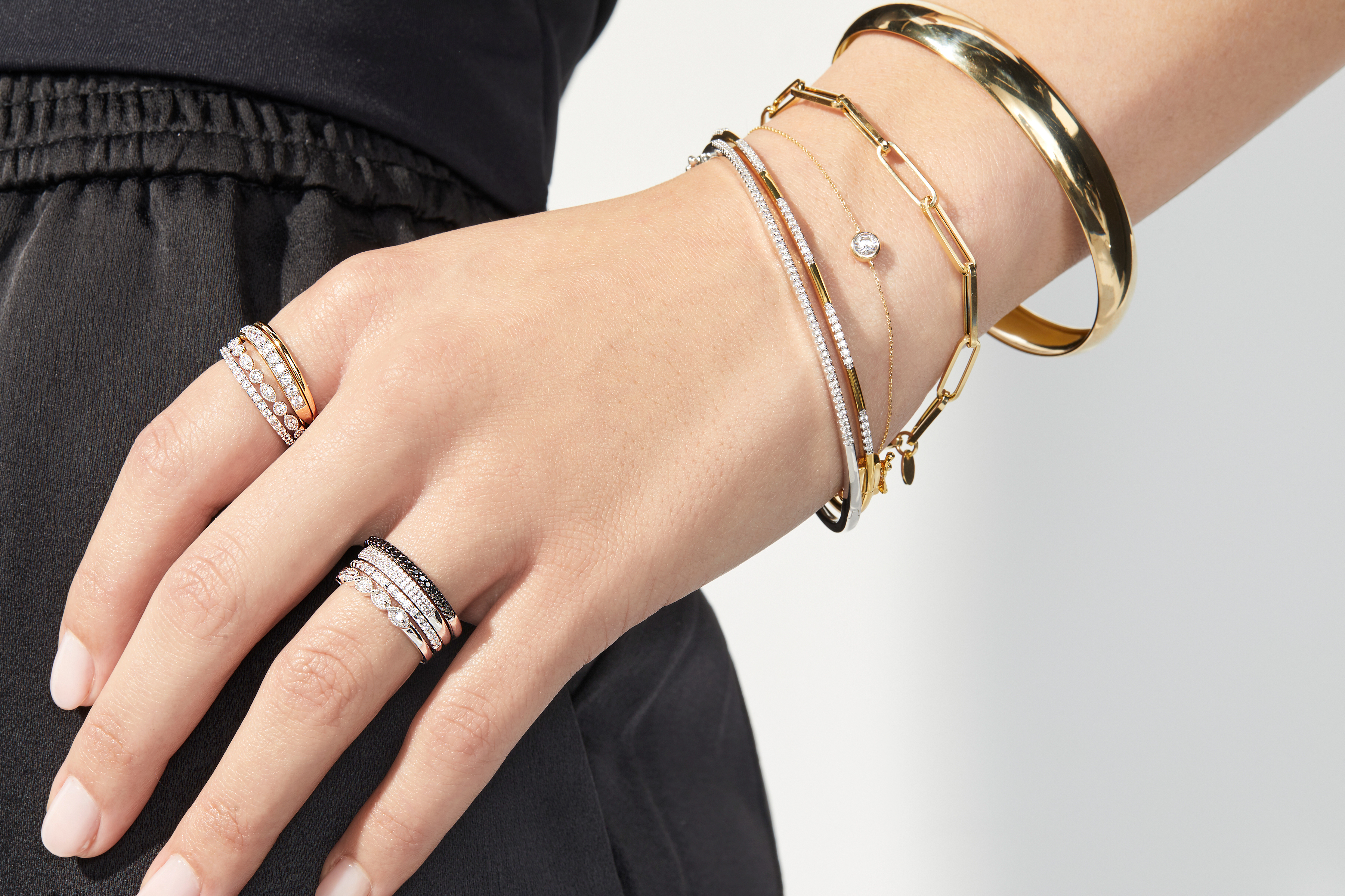 How to Wear Stackable Bracelets, Jewelry Trends